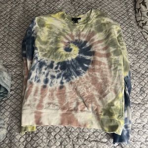 Tie-dye sweatshirt